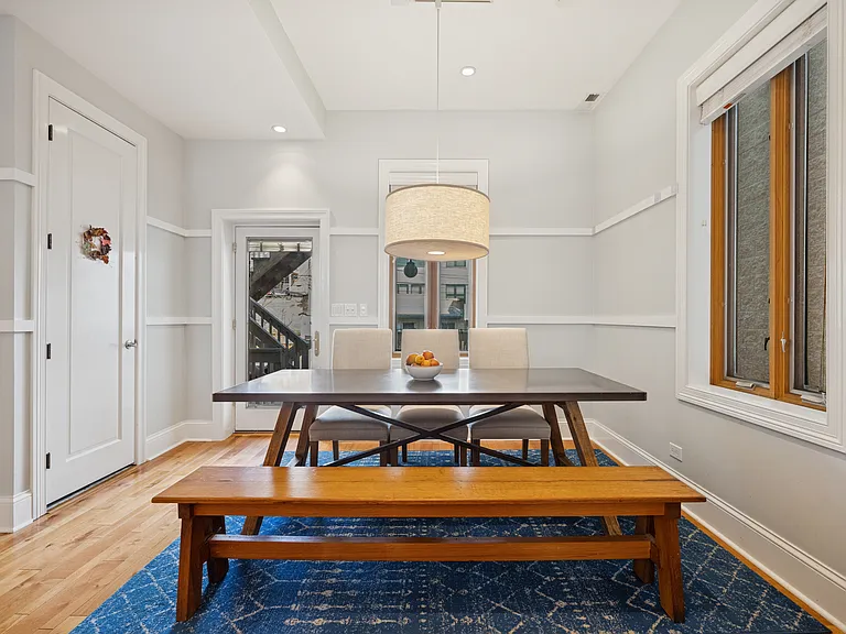 1065 N Marshfield Ave #2 — Photo 8