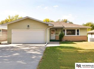 2414 S 46th Ave, Omaha, NE 68106