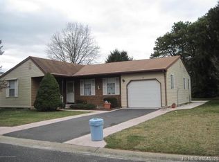 39 Berkshire Rd, Whiting, NJ 08759