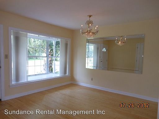 5th image of 311 Yacht Club Dr