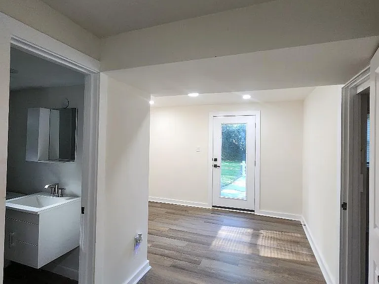 302 Kelso Dr SW — Photo 25