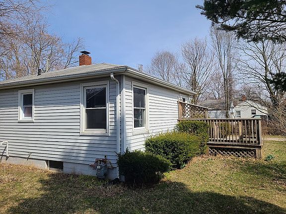 5th image of 285 Clardelle Ave