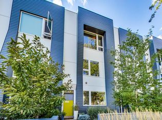 2654 N Ridgeway Ave, Chicago, IL 60647