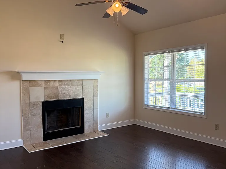 6214 Helen St — Photo 5