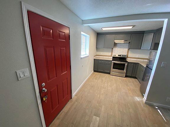 3rd image of 1332 Cordova Ct #A