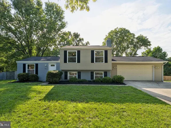 903 Castlewood Dr, Upper Marlboro, MD 20774