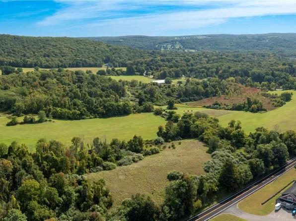 57 Quaker Hill Road, Pawling, NY 12564