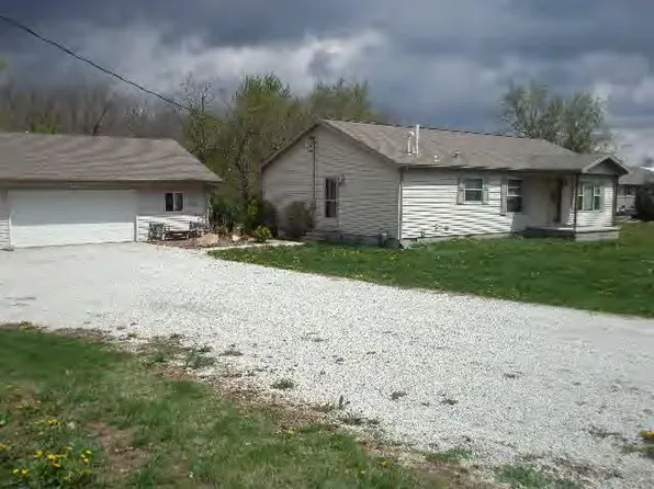 525 E Main St, Westville, IL 61883