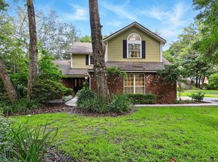 1917 Lakeside Dr S, Fernandina Beach, FL 32034