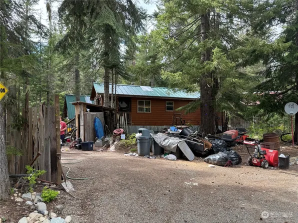 1650 Stampede Pass Road, Easton, WA 98925