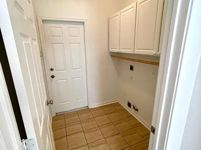 3914 Canyon Glen Cir — Photo 14