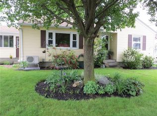 68 Chester Ave, Cranston, RI 02920