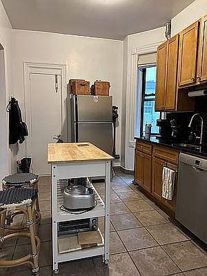 1st image of 48 Perry St Unit 1R