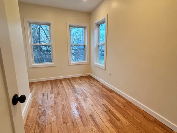 125 Central Ave, Chelsea, MA