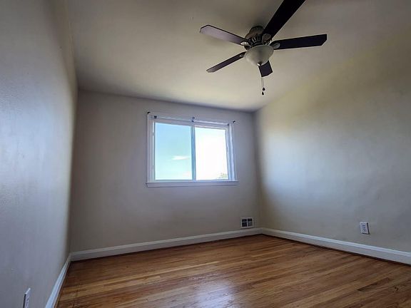 2nd image of 1234 Deanwood Rd
