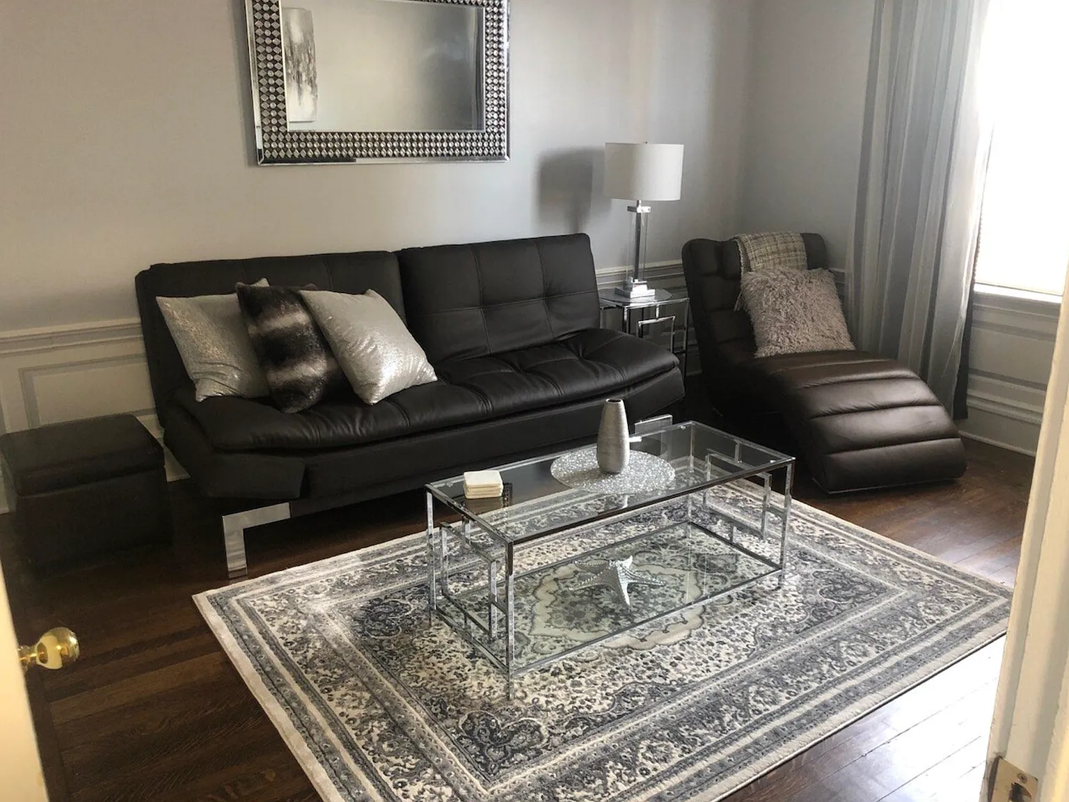 1 bed, 700 sqft, $3,500 — Photo 3