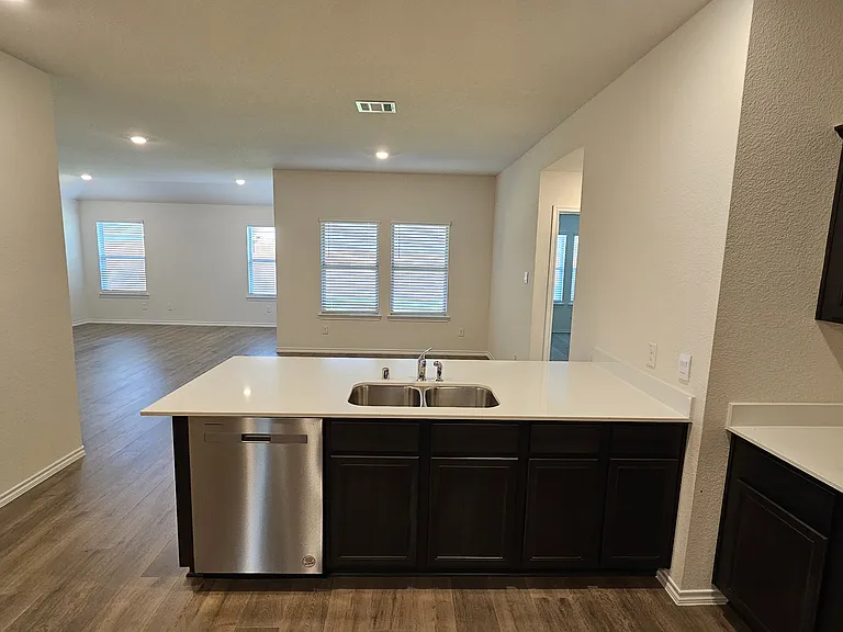 1441 Stuarts Forest Dr — Photo 20