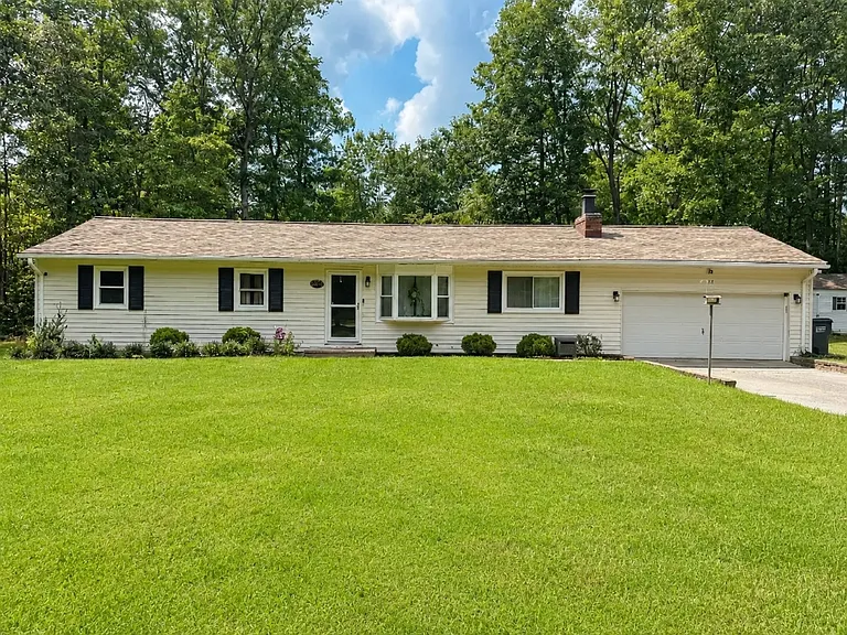 22051 Willis Dr — Photo 4