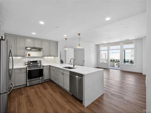 7220 W Bonfils Lane #302, Lakewood, CO 80226