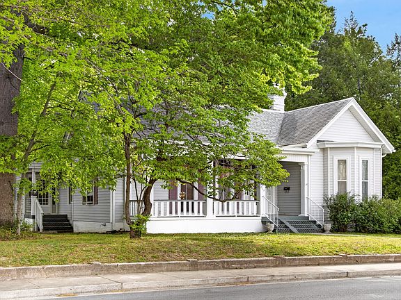 4th image of 515 Greenwood Ave