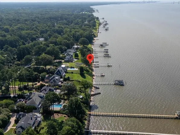 803 Riverside Dr, Newport News, VA 23606