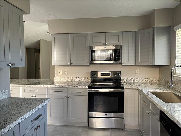 2nd image of 3306 Boxelder Dr