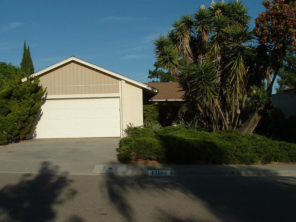 1st image of 13103 Avenida Grande