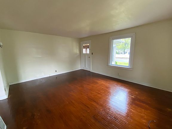 4th image of 1505 Lodge Ave