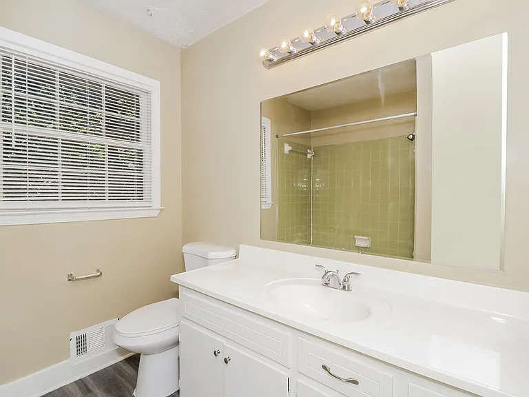375 N Hickory Ln — Photo 14