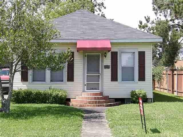 1st image of 1026 Marion St