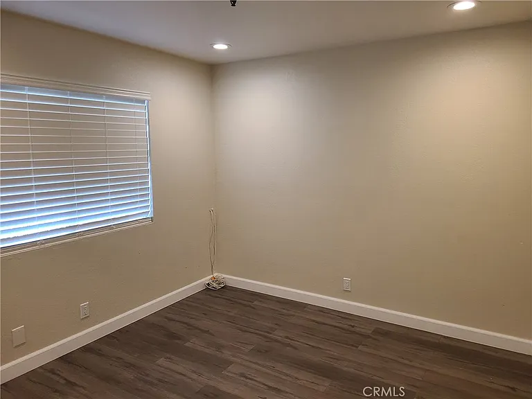 8465 Kington Way #15 — Photo 26