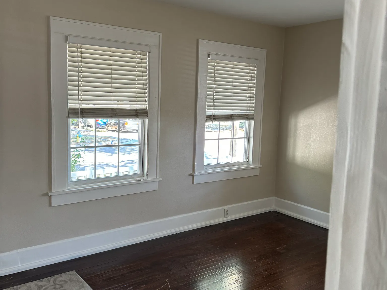 2 bed, 910 sqft, $2,650 — Photo 3