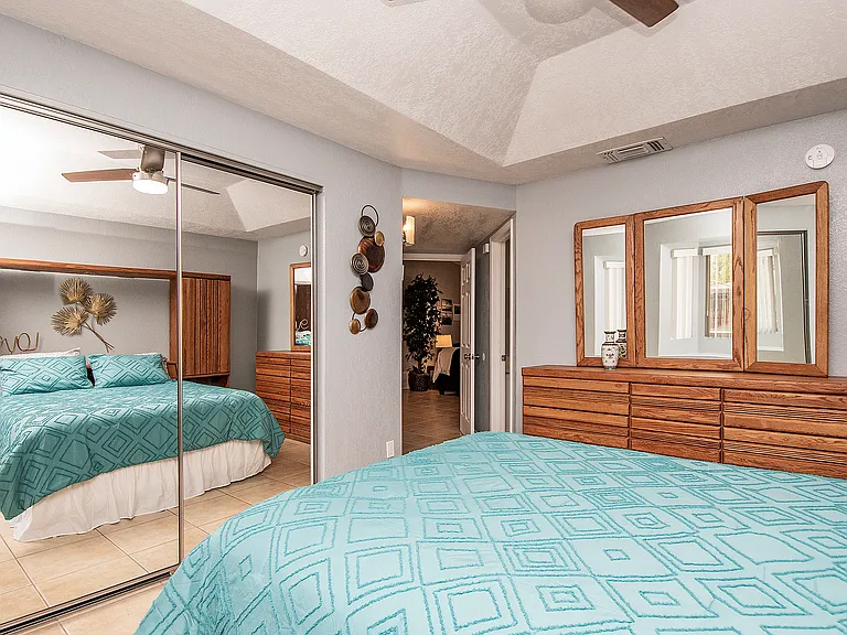 5900 S Torrence Dr — Photo 22