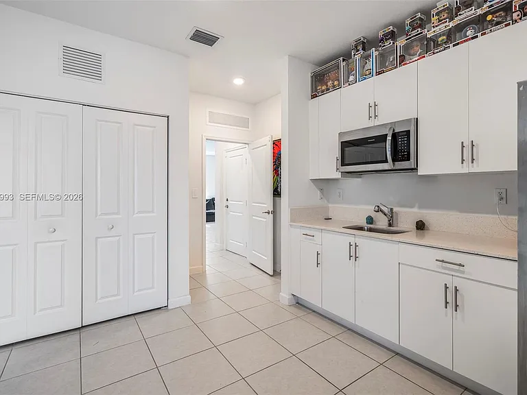 21189 SW 127th Ct — Photo 21