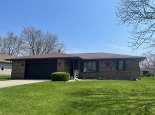 1351 Penny Ln, Nappanee, IN 46550