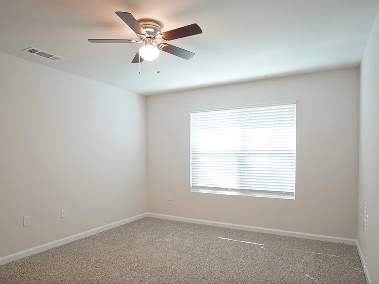 5120 Gaineswood Dr — Photo 21