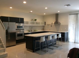 912 SW 154th Path, Miami, FL 33194