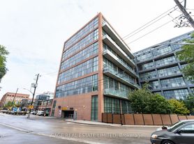 5 Hanna Ave