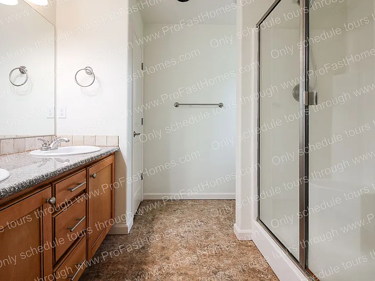 13640 SE Madena Way — Photo 15