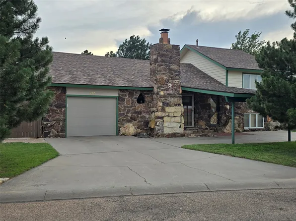 705 S Cox St, Sublette, KS 67877