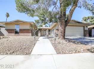 6222 Explorer Dr, Las Vegas, NV 89103