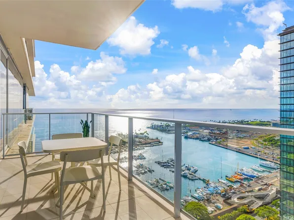 1118 Ala Moana Blvd #2805, Honolulu, HI 96814