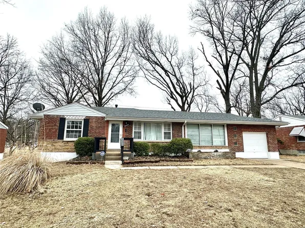 10025 Coburg Lands Dr, Saint Louis, MO 63137