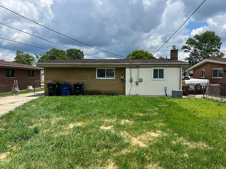 8305 Melvin Ave — Photo 18