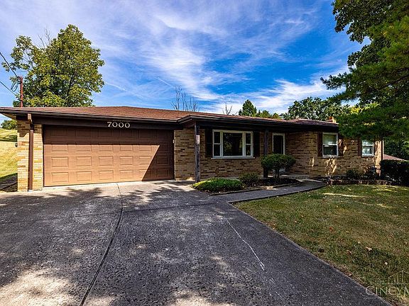 3rd image of 7000 Emery Ct