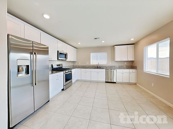 4th image of 8962 Wolf River Dr