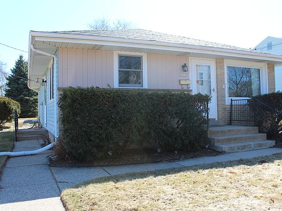 2nd image of 2833 E Denton Ave