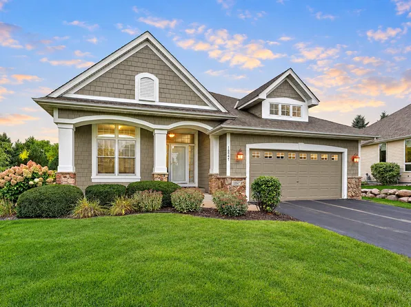 10547 Hawthorn Ct, Woodbury, MN 55129