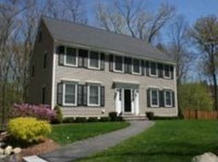 47 Oakdale Rd, North Reading, MA 01864