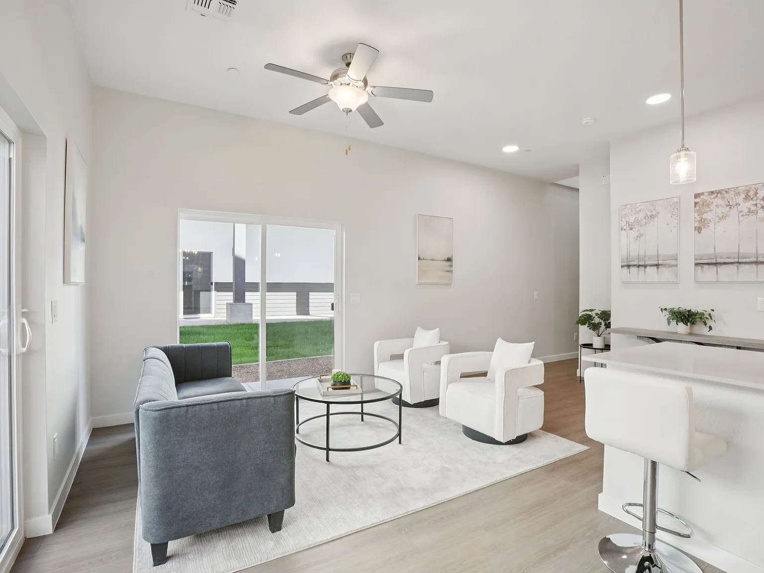 Canyon Townhomes — Photo 4